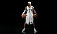 开云平台-钢铁防线与艺术进攻的完美融合—阿坎吉全程高能输出，德国对阵雷恩的战术启示