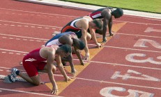 开云体育直播-赛道上的心跳时刻，红牛二队险胜索伯，皮亚斯特里统治全场