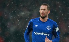 开云APP-独眼巨人的绝杀，当莫兰特在决胜局撕裂钢铁防线，活塞用一场唯一的胜利为新疆队写下终章