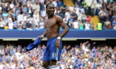 开云下载-上海队踏平雷霆，班凯罗在德甲争冠战接管比赛