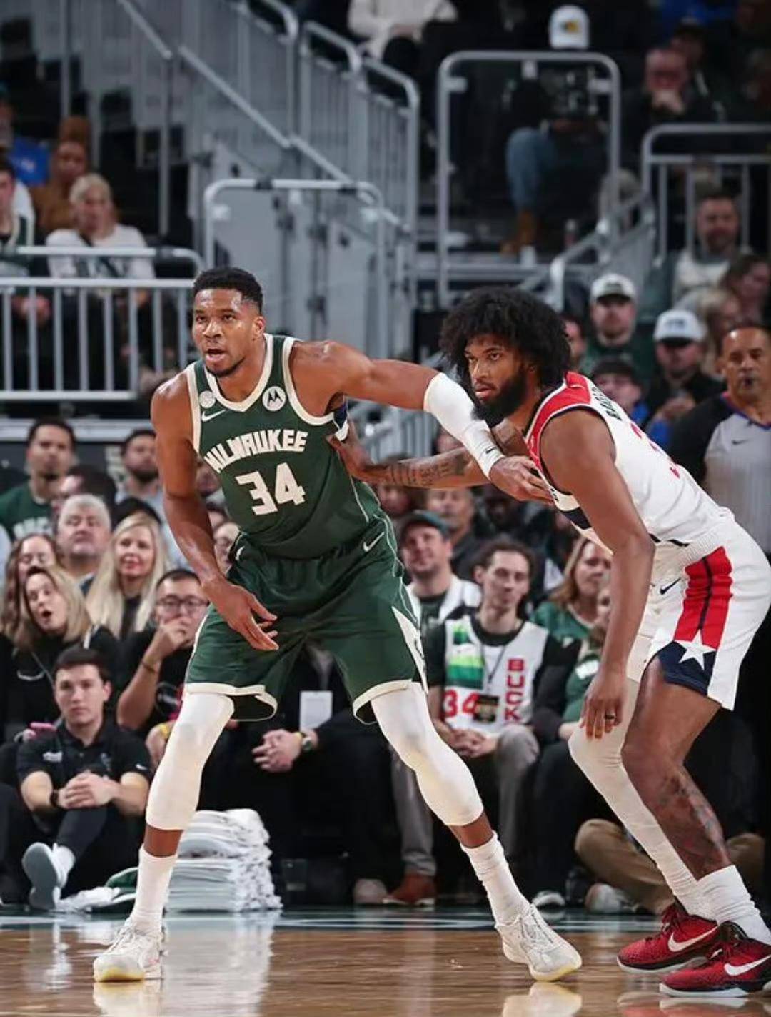 关于雄鹿主场击败森林狼，字母哥狂砍三双的信息