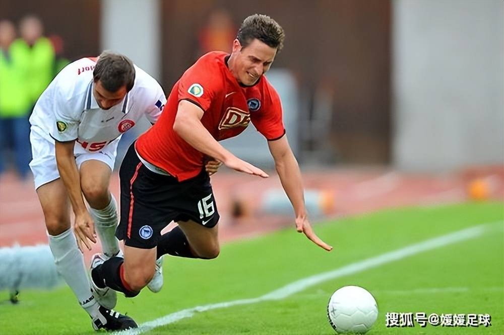 关于柏林赫塔的低迷期:新赛季始终未能找到节奏的信息 关于柏林赫塔的低迷期:新赛季始终未能找到节奏的信息