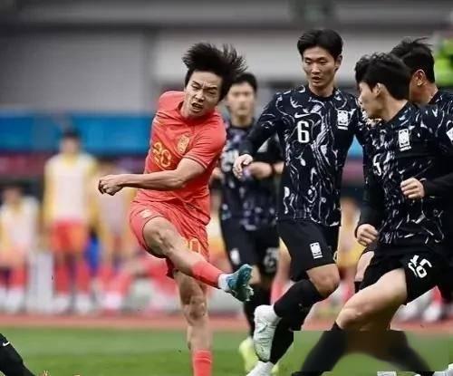 关于越南球队神勇出击,取得比赛胜利的信息 关于越南球队神勇出击,取得比赛胜利的信息