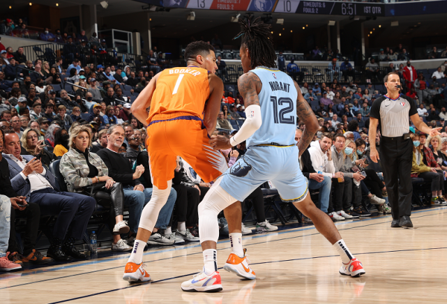 包含太阳翻盘灰熊，保罗刷新纪录的词条