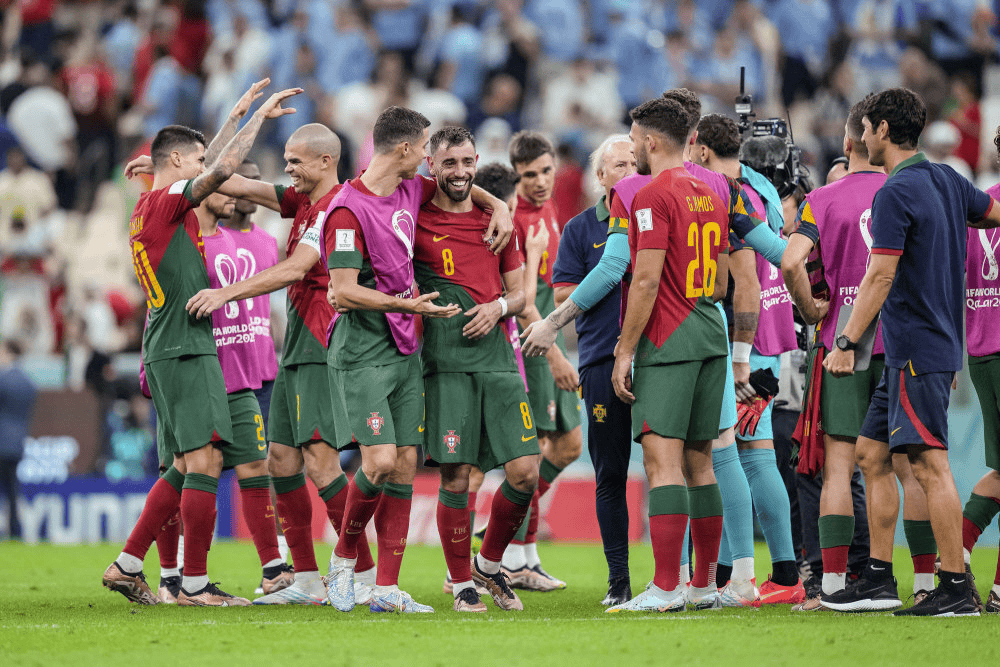 关于拜仁完胜葡萄牙，基米希带队取胜的信息