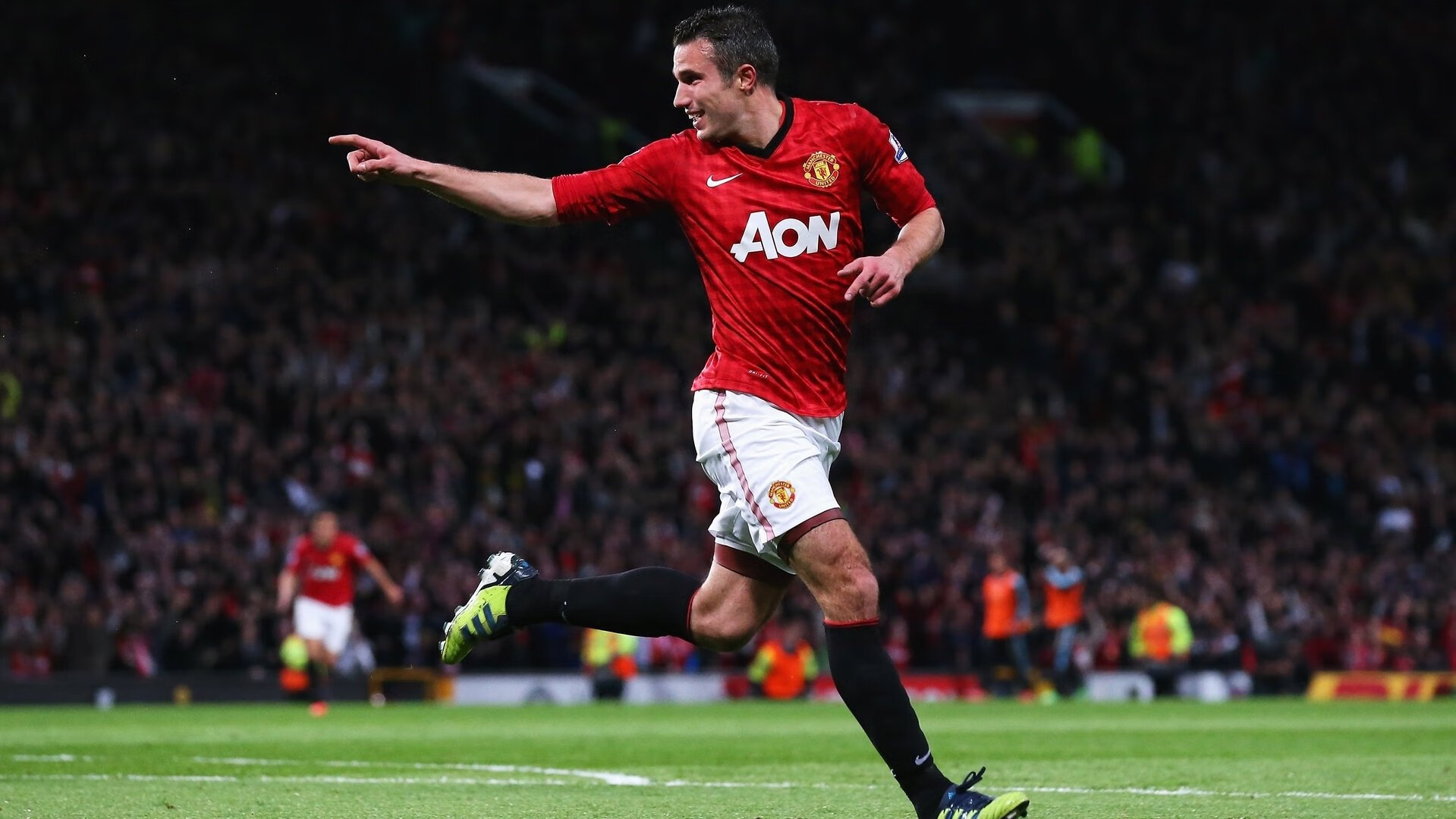 阿劳霍爆发！那不勒斯决胜局险胜摩洛哥，欧冠之夜见证新王诞生